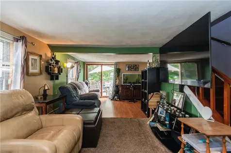 46 Verndale Street Warwick RI 02889