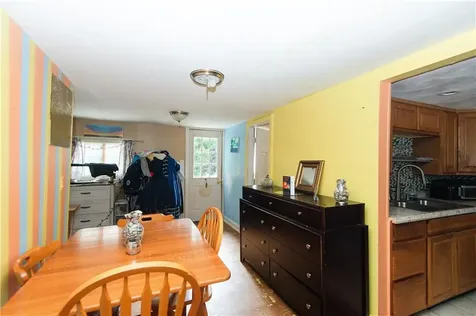 46 Verndale Street Warwick RI 02889