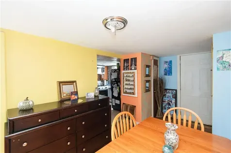 46 Verndale Street Warwick RI 02889