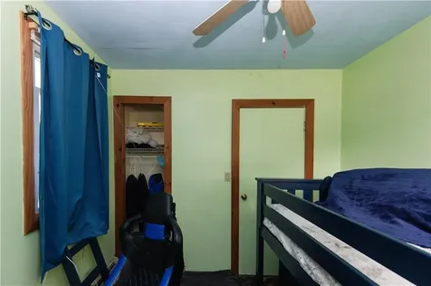 46 Verndale Street Warwick RI 02889