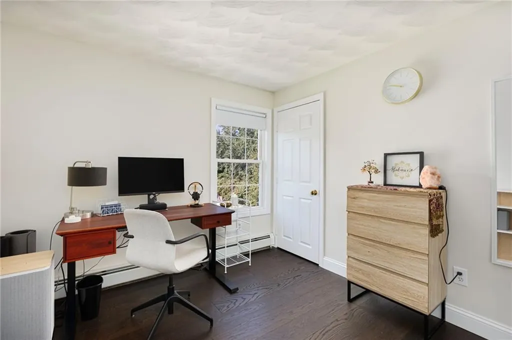 8 Jackson Street Warwick RI 02888