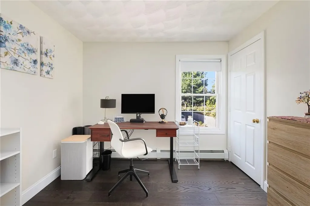 8 Jackson Street Warwick RI 02888