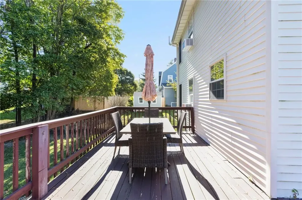 8 Jackson Street Warwick RI 02888