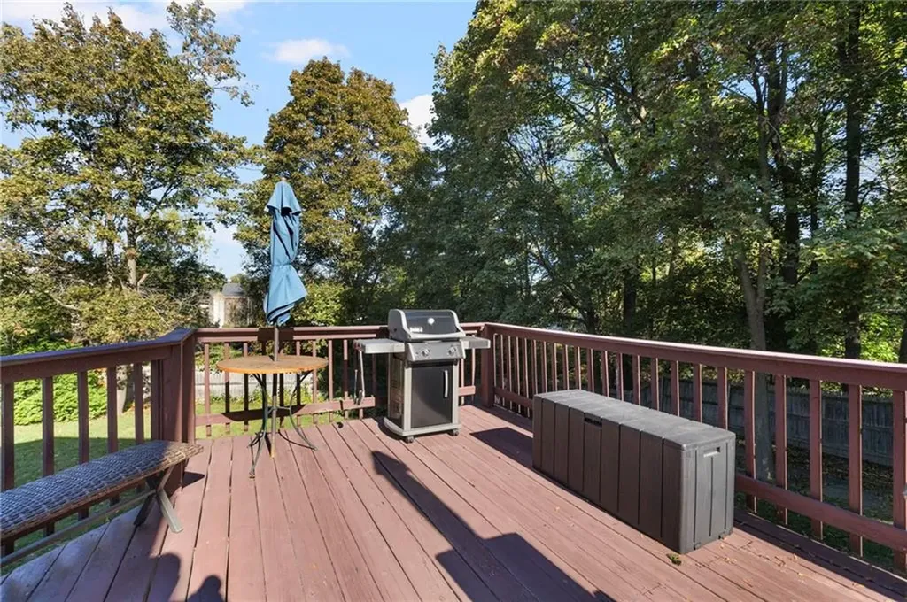 8 Jackson Street Warwick RI 02888