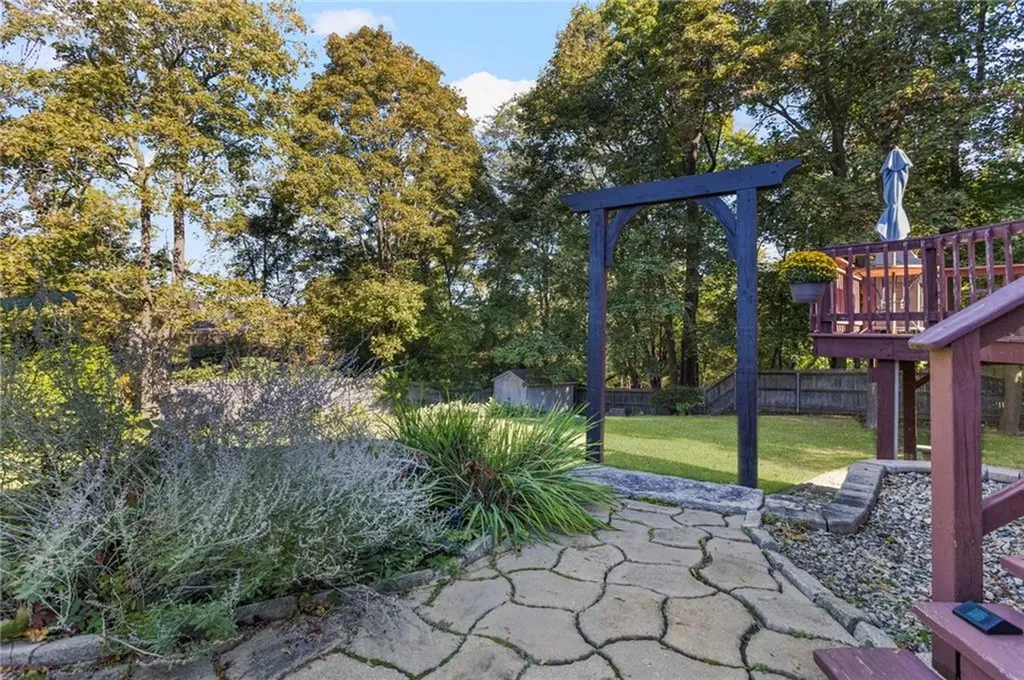 8 Jackson Street Warwick RI 02888