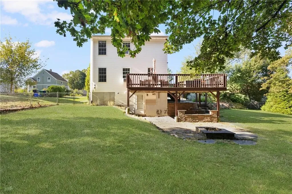 8 Jackson Street Warwick RI 02888