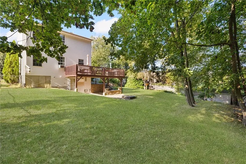 8 Jackson Street Warwick RI 02888