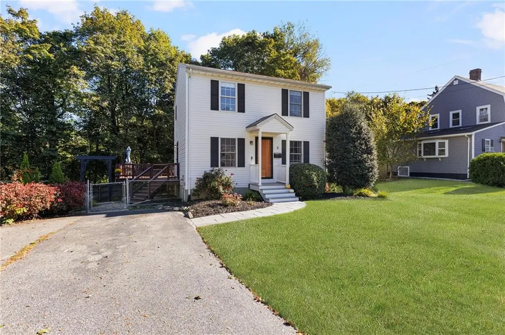 8 Jackson Street Warwick RI 02888