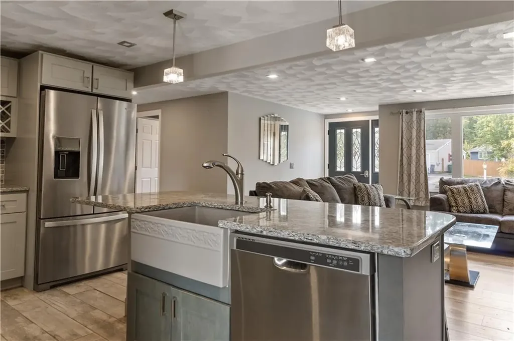 151 Wetherfield Drive Warwick RI 02886