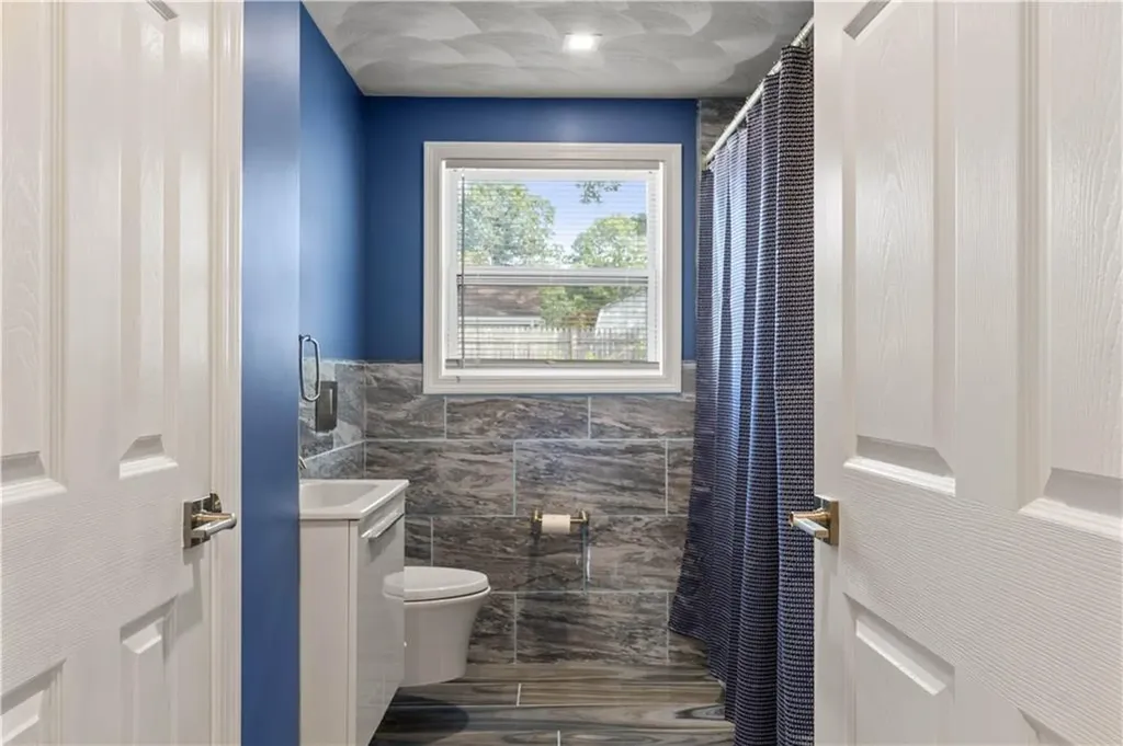 151 Wetherfield Drive Warwick RI 02886