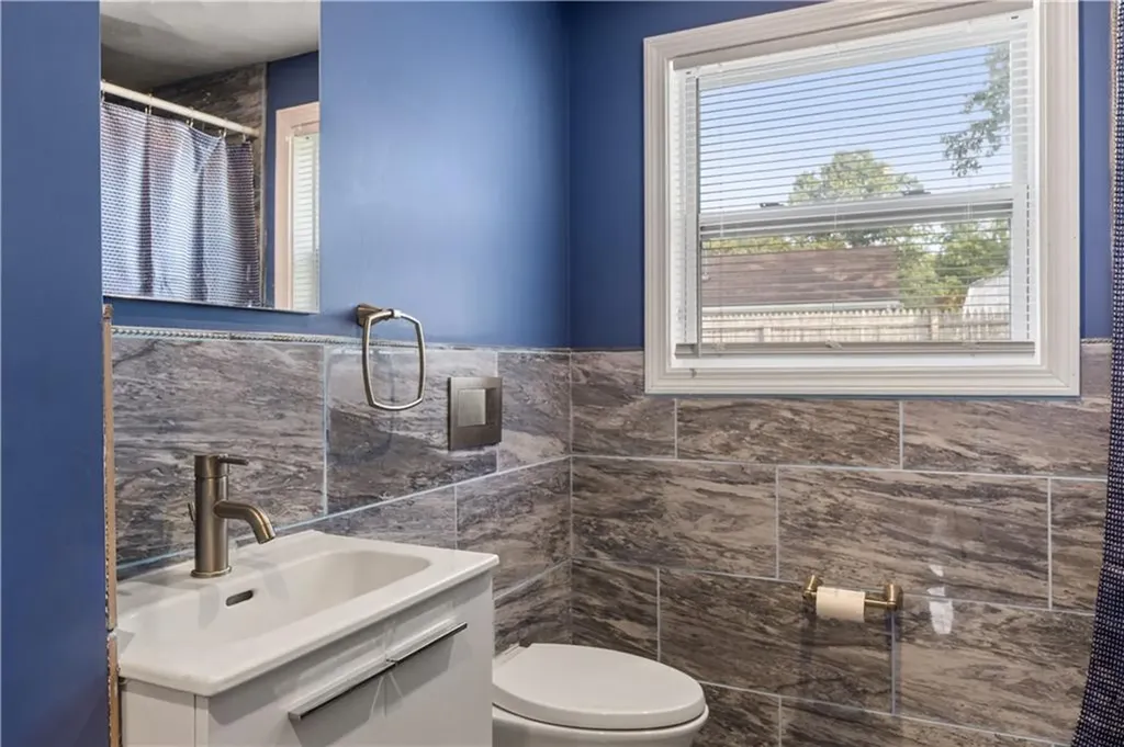 151 Wetherfield Drive Warwick RI 02886