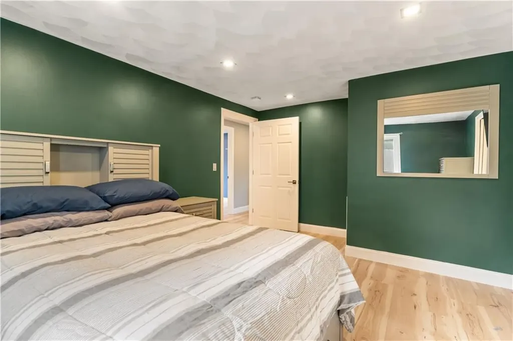 151 Wetherfield Drive Warwick RI 02886