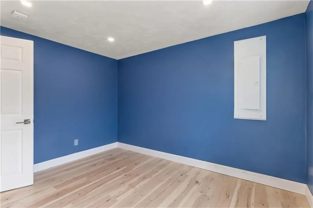 151 Wetherfield Drive Warwick RI 02886