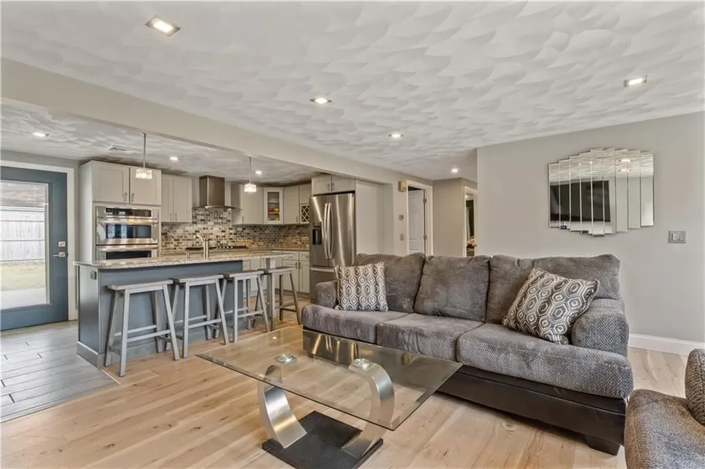 151 Wetherfield Drive Warwick RI 02886