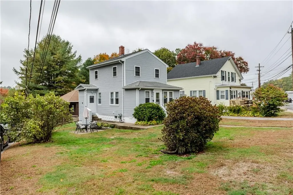 302 Waterman Avenue Smithfield RI 02917