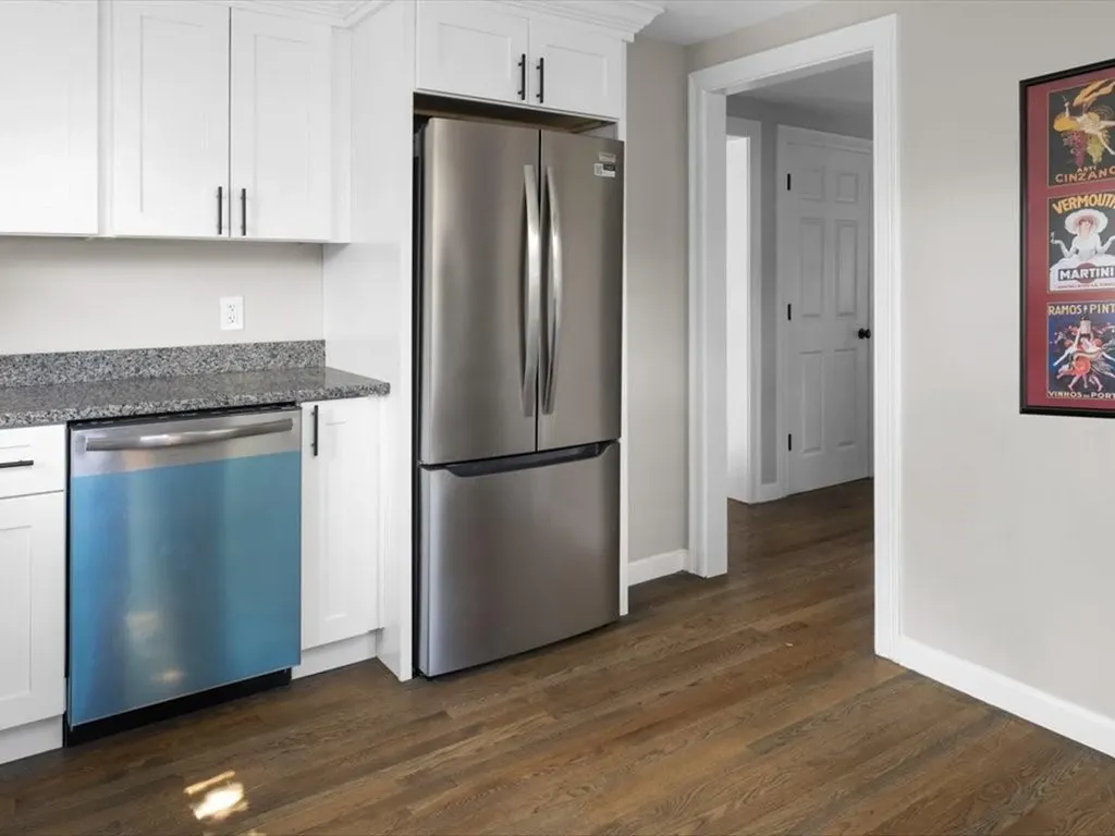 40 Buttonwoods Avenue Warwick RI 02886