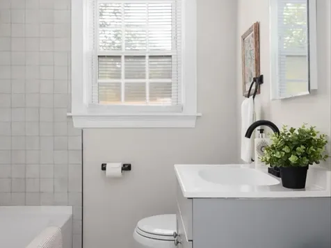 40 Buttonwoods Avenue Warwick RI 02886