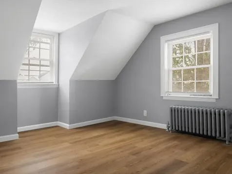 40 Buttonwoods Avenue Warwick RI 02886