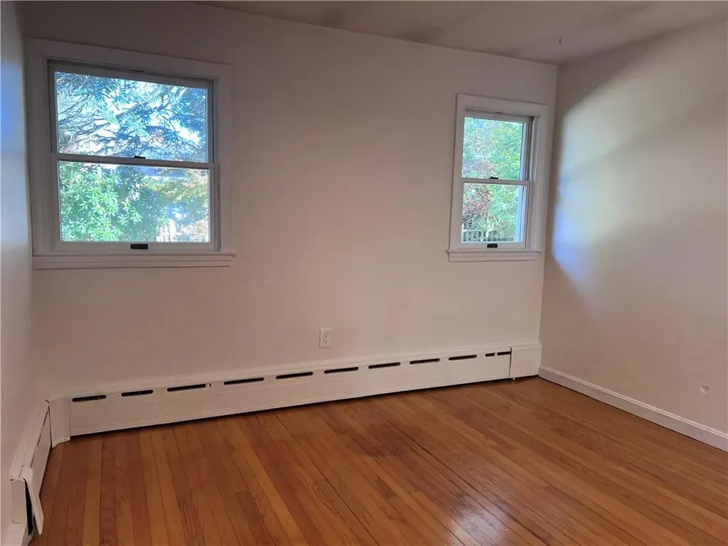 4 Maher Court Newport RI 02840