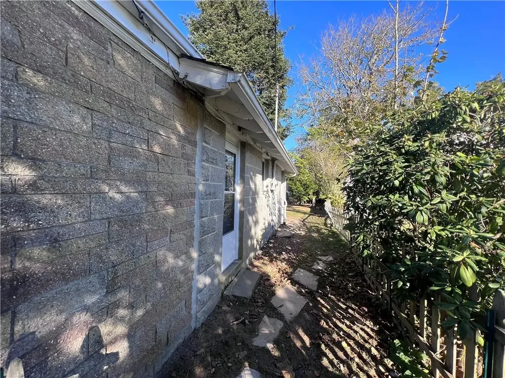 4 Maher Court Newport RI 02840