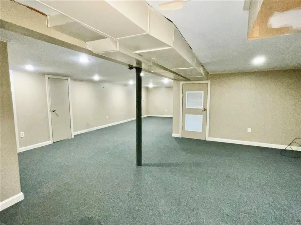 146 Becker Avenue East Providence RI 02915