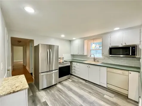 146 Becker Avenue East Providence RI 02915