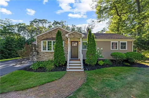 323 Angell Road Lincoln RI 02865