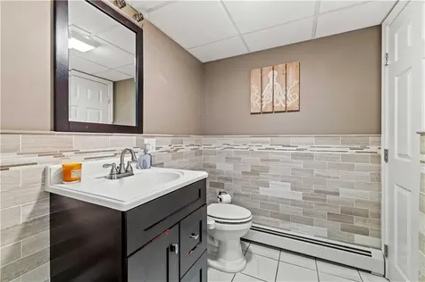 323 Angell Road Lincoln RI 02865