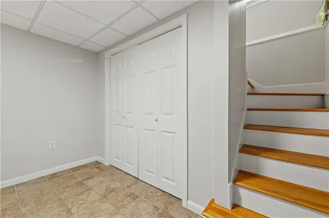 323 Angell Road Lincoln RI 02865