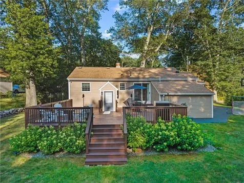 323 Angell Road Lincoln RI 02865