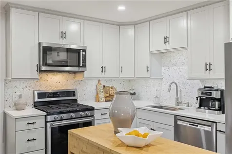 323 Angell Road Lincoln RI 02865