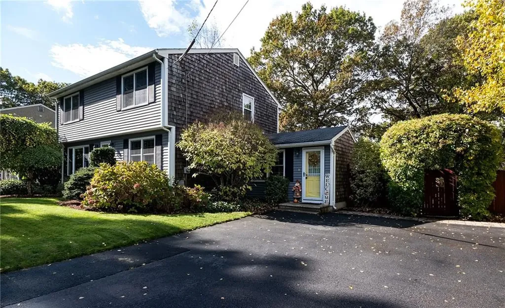 64 Aborn Avenue Cumberland RI 02864