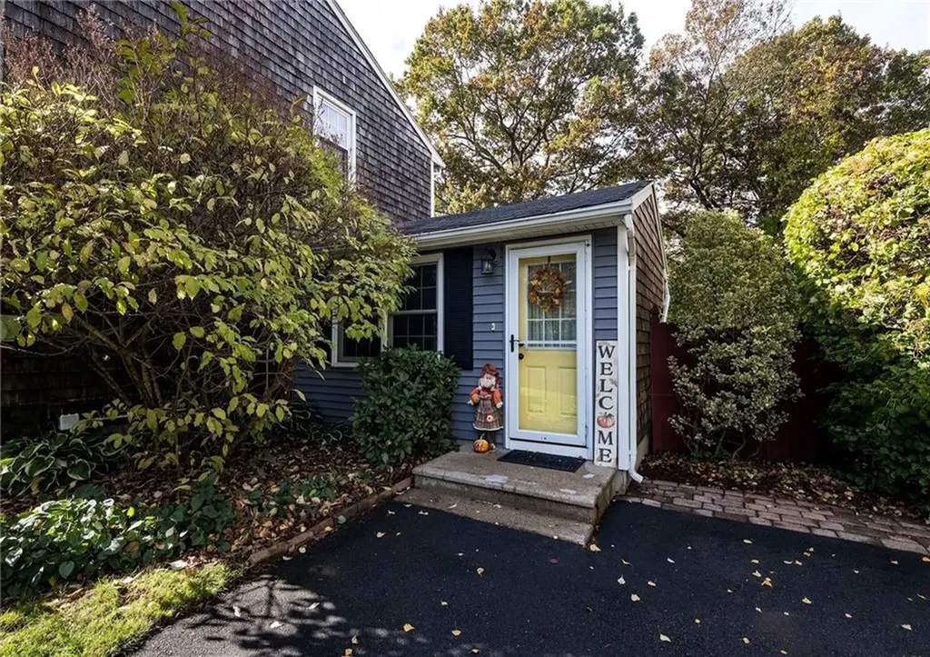 64 Aborn Avenue Cumberland RI 02864