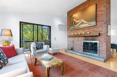 18 Collins Terrace Jamestown RI 02835