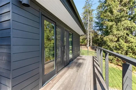 18 Collins Terrace Jamestown RI 02835