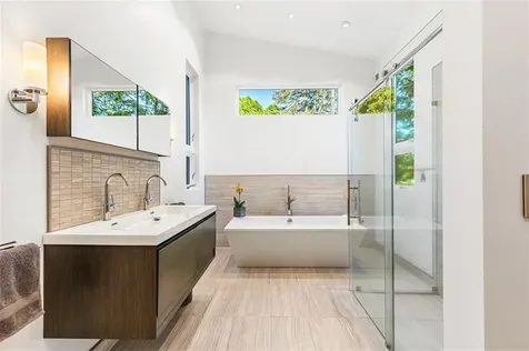 18 Collins Terrace Jamestown RI 02835