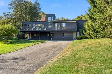 18 Collins Terrace Jamestown RI 02835