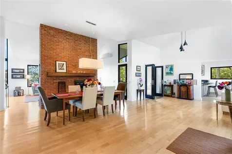 18 Collins Terrace Jamestown RI 02835