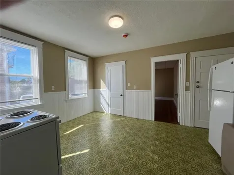 11 Roma Street Bristol RI 02809