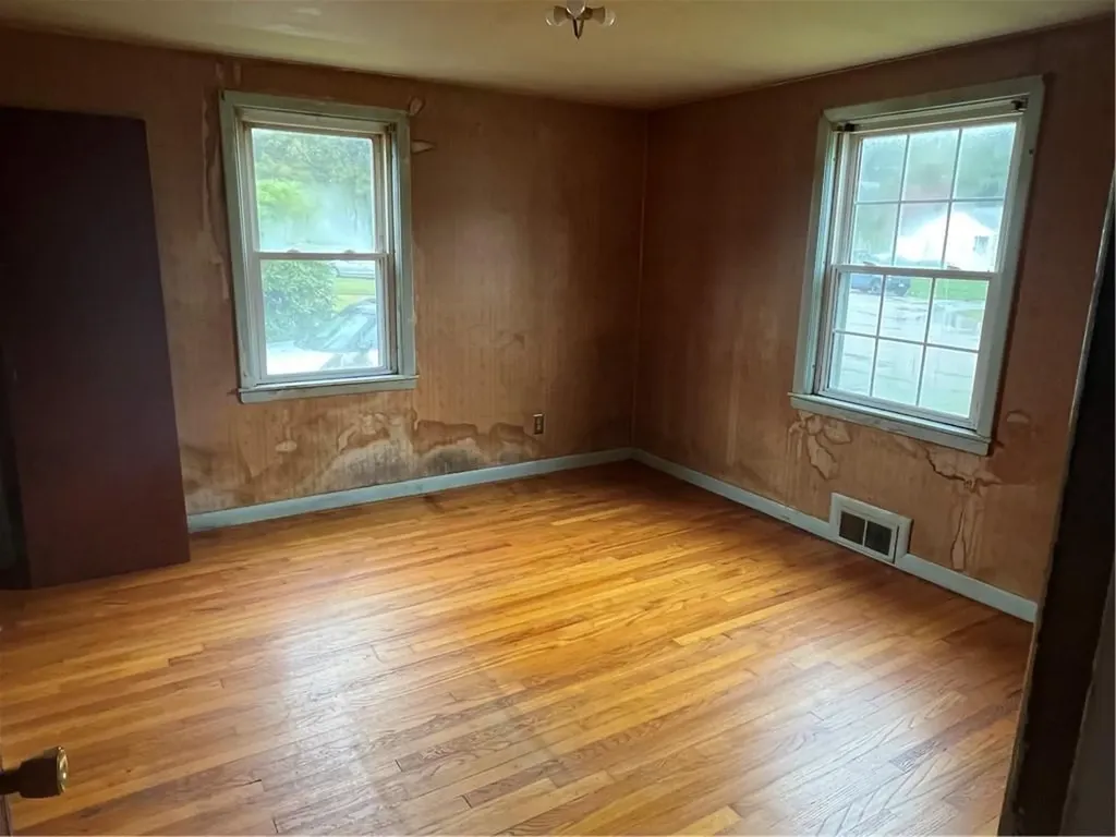 44 Ideal Court Warwick RI 02818