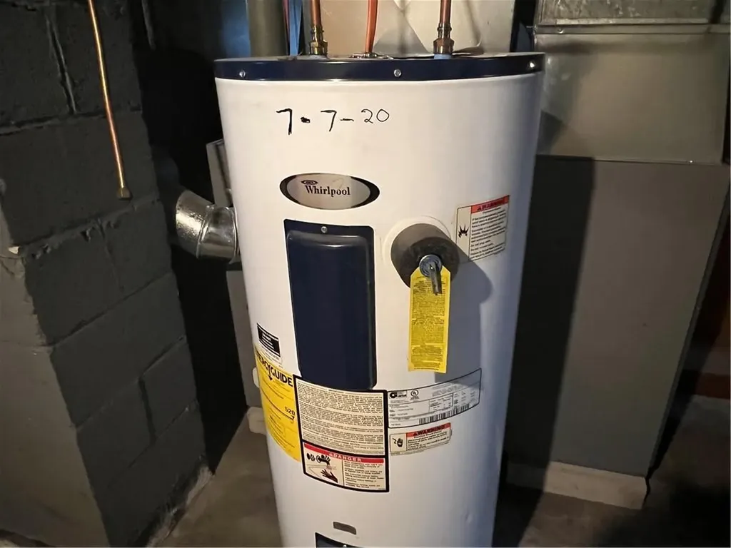 44 Ideal Court Warwick RI 02818