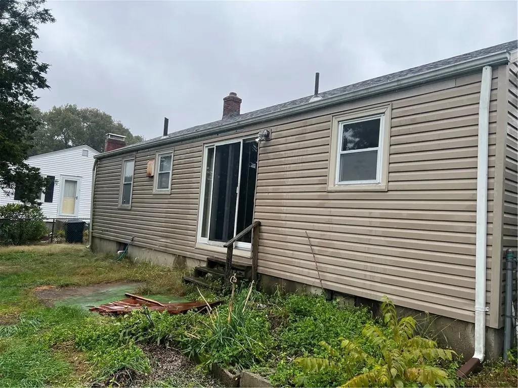 44 Ideal Court Warwick RI 02818