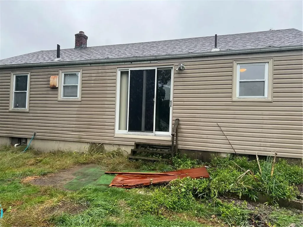 44 Ideal Court Warwick RI 02818