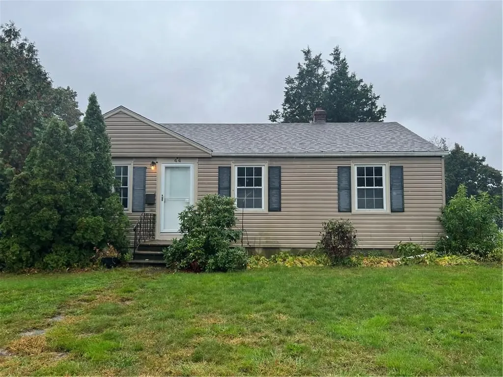 44 Ideal Court Warwick RI 02818