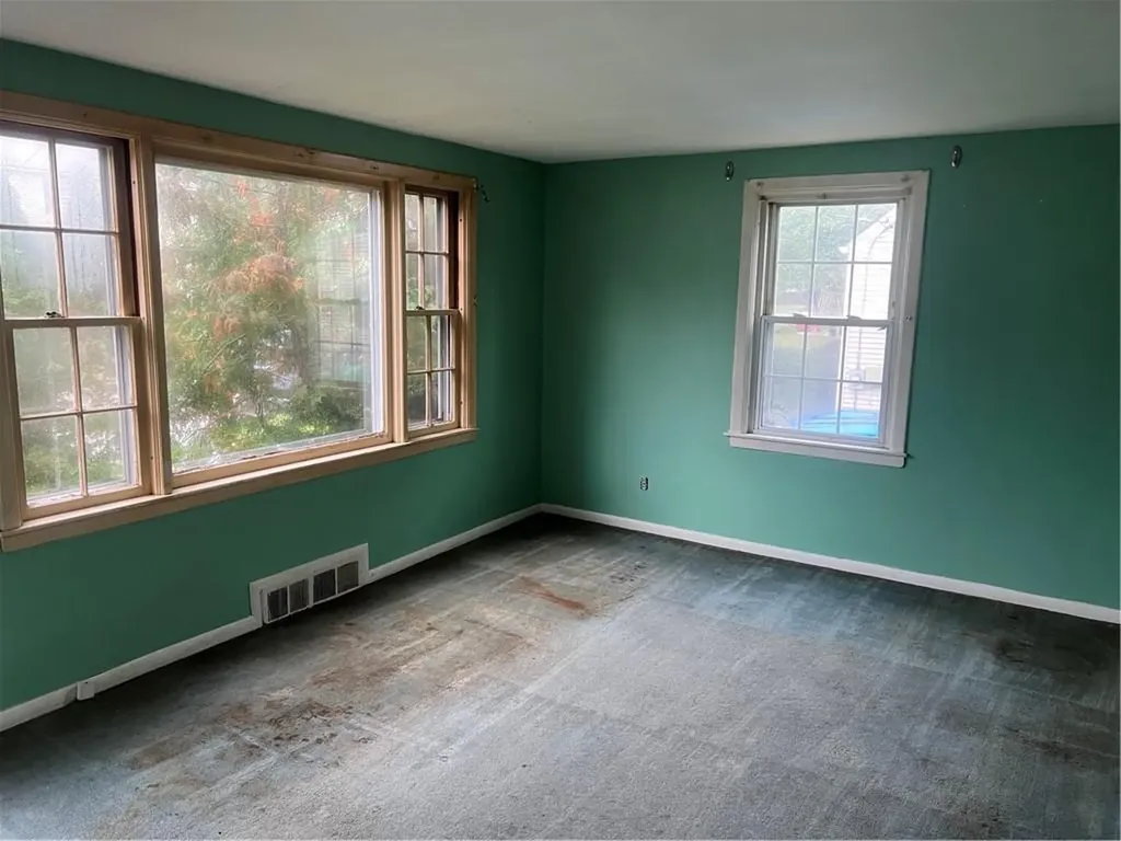 44 Ideal Court Warwick RI 02818