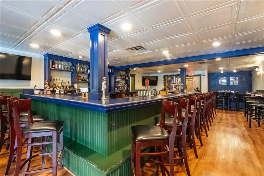 2352 Mendon Road Cumberland RI 02864