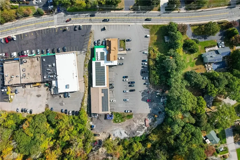 2352 Mendon Road Cumberland RI 02864