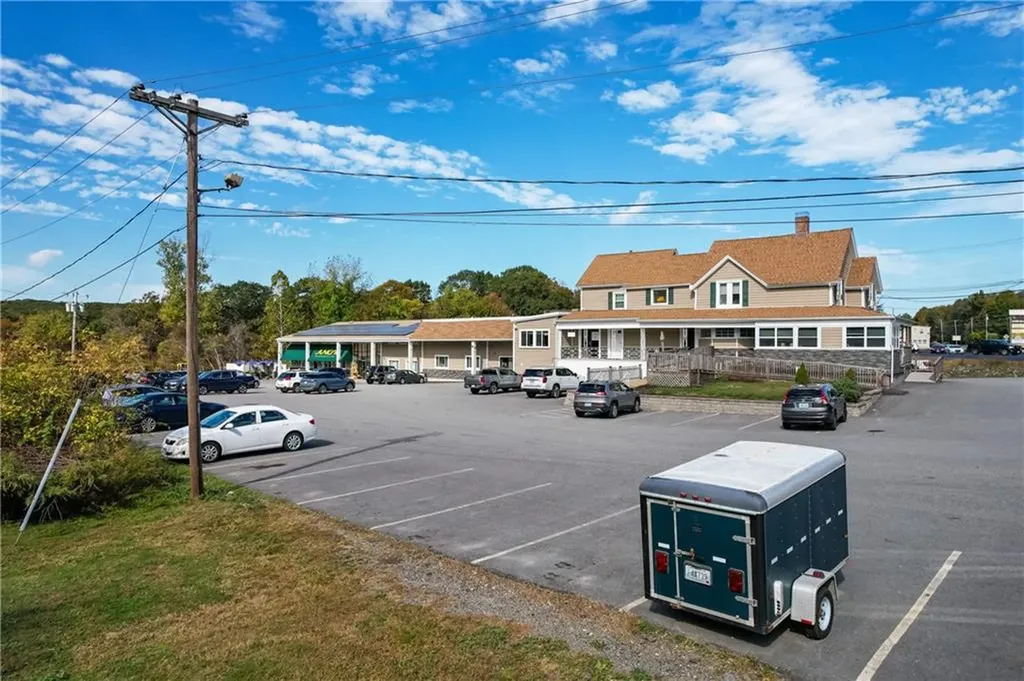 2352 Mendon Road Cumberland RI 02864