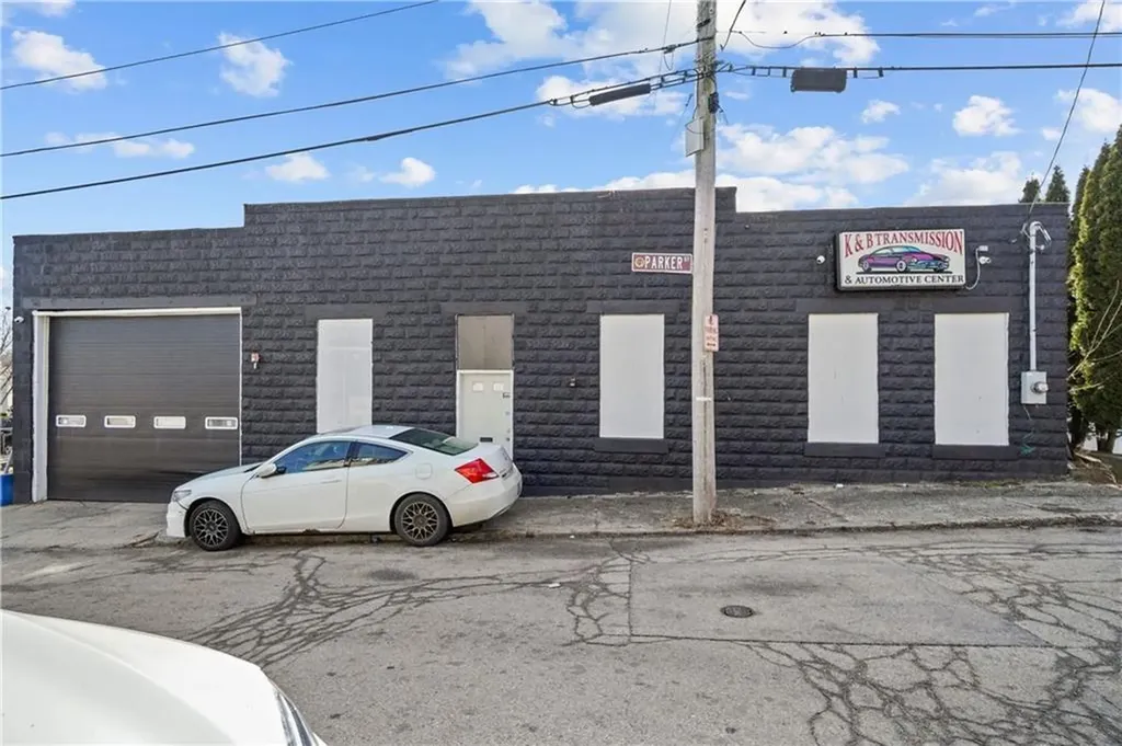 72 Parker Street Woonsocket RI 02895