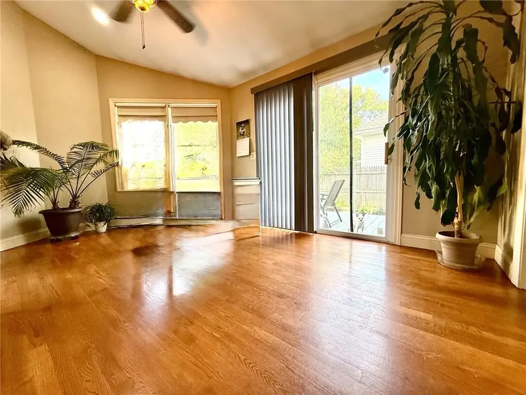 115 Norfolk Street Cranston RI 02910